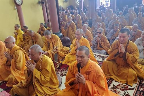 Thái Bình: Lễ tạ pháp khóa hậu An cư kết hạ tại hạ trường chùa Thánh Long, tổ đình Nguyệt Quang