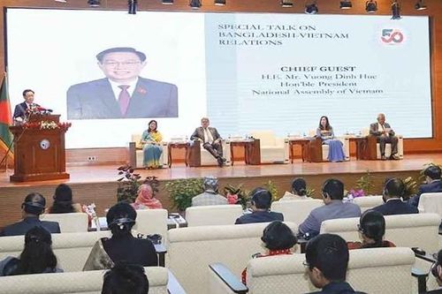 Chủ tịch Quốc hội Vương Đình Huệ: Dòng chảy thế giới đòi hỏi tất cả chúng ta cần có tư duy và hành động mới
