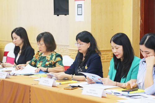 Hạn chế tình trạng một đại biểu nữ 'gánh' quá nhiều cơ cấu