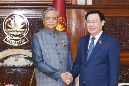 Chủ tịch Quốc hội Vương Đình Huệ hội kiến Tổng thống Bangladesh Mohammed Shahabuddin
