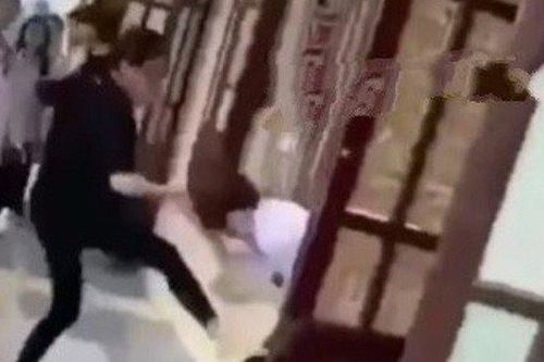 Hải Phòng: Điều tra vụ nữ sinh bị đánh tại trường