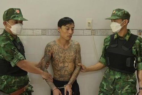 Phá đường dây sản xuất, mua bán súng đạn số lượng lớn, hoạt động liên tỉnh
