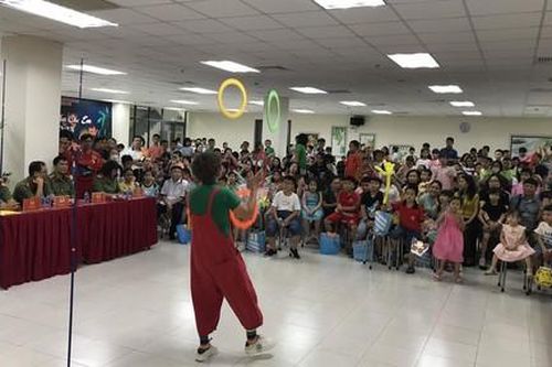 Mang niềm vui Trung thu đến với con em CBCS Công an TPHCM