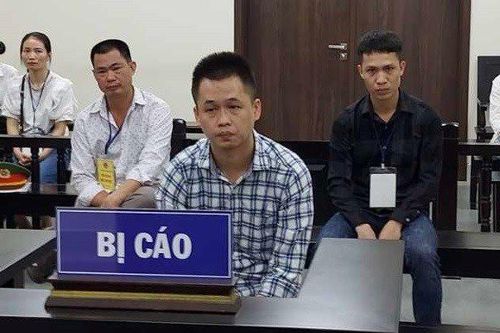 Cha con, chú cháu lĩnh án vì mâu thuẫn nhỏ