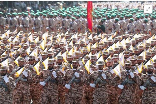 Iran ra mắt máy bay không người lái tiên tiến