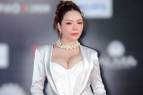 Lý Nhã Kỳ tuổi 41: Cuộc sống nhung lụa nhưng suốt ngày than ế, có người theo đuổi lại sợ hãi