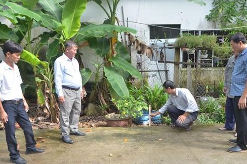 Gắn bó với nhân dân để phát huy vai trò giám sát của nhân dân