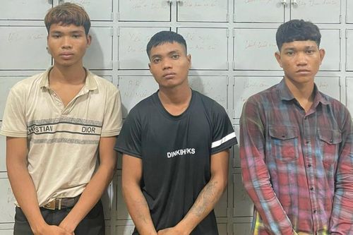 Đánh không được thì cướp