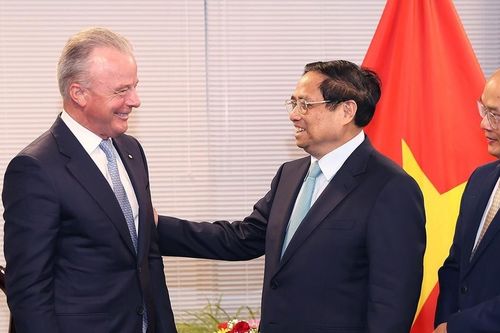 Việt Nam - Điểm sáng thu hút đầu tư