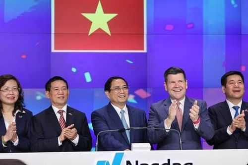 Thủ tướng Phạm Minh Chính rung chuông khai mạc phiên giao dịch Sàn chứng khoán Nasdaq