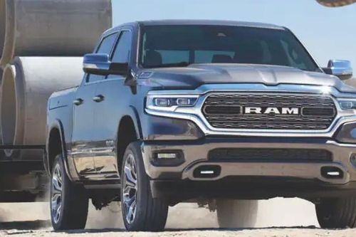 Nhiều loại xe bán tải không phải chịu phí đăng ký cấp biển số tăng 40 lần