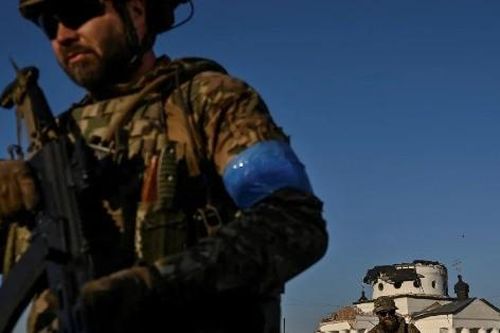 Ukraine kiểm soát làng ở miền nam, Nga công bố thiệt hại vụ tập kích ở Crưm
