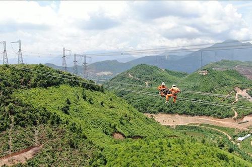 Đề nghị tăng định mức chi phí quản lý các dự án truyền tải điện