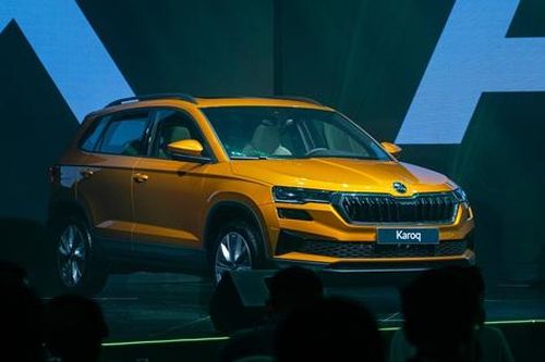 Skoda Karoq chốt giá từ 999 triệu đồng tại Việt Nam, cạnh tranh Hyundai Tucson