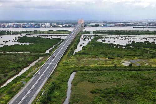 Nhiều cao tốc nghìn tỷ gặp khó