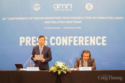 Thông qua kế hoạch hành động của Nhóm đặc trách ASEAN về tin giả