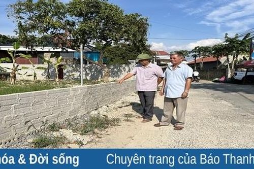 Bí thư gương mẫu, khéo dân vận