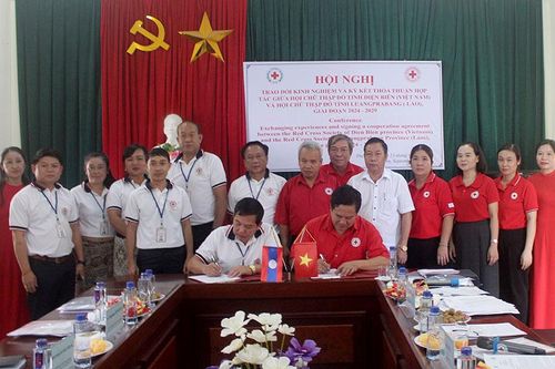 Trao đổi kinh nghiệm giữa hội chữ thập đỏ 2 tỉnh Điện Biên và Luông Pha Bang