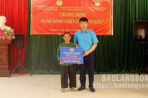 Công đoàn Viên chức tổ chức 'Hành trình vì biên cương Tổ quốc' tại huyện Văn Lãng