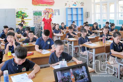 Ứng dụng công nghệ thông tin trong quản lý và dạy học