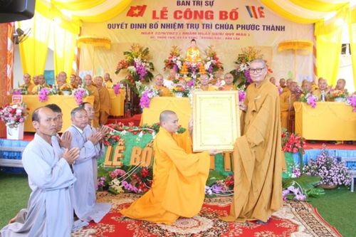 Đắk Lắk: Lễ công bố quyết định bổ nhiệm trụ trì chùa Phước Thành (X.Ea Yông, H.Krông Pắk)