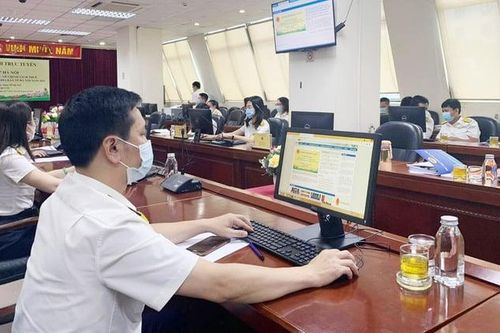 Cục Thuế Hà Nội giải đáp chính sách và thủ tục hành chính cho người nộp thuế