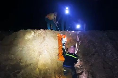 Bình Định: Bị ong đuổi đốt, người phụ nữ ngã chết trên vách núi Bà Hỏa