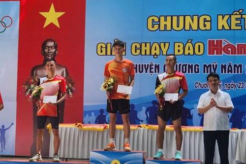 Chung kết Giải chạy Báo Hànôịmới mở rộng lần thứ 48 - Vì hòa bình huyện Chương Mỹ diễn ra an toàn