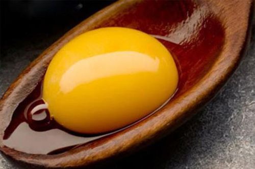 Ăn trứng có làm tăng cholesterol hay không?