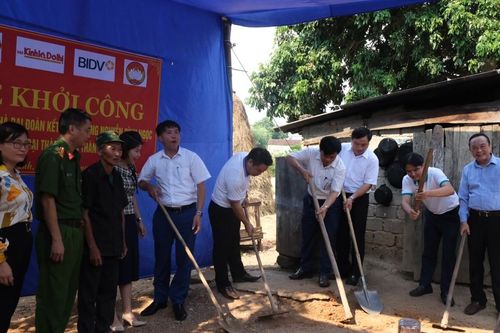 Báo Kinh tế & Đô thị khởi công xây nhà tình nghĩa tại Nghệ An