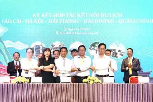 Ký kết hợp tác du lịch 5 tỉnh: Lào Cai, Hà Nội, Hải Dương, Hải Phòng và Quảng Ninh
