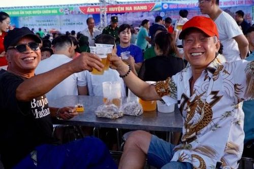 Sảng khoái Lễ hội Bia Hà Nội 2023 tại Tuyên Quang
