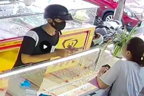 Bắt đối tượng cướp giật trang sức của tiệm vàng ở Đà Nẵng