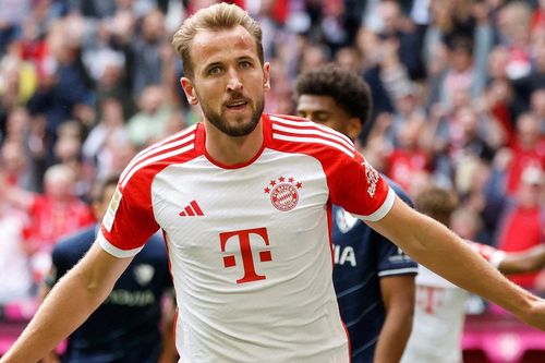 Harry Kane 'nổ' hat-trick lịch sử cho Bayern và Bundesliga