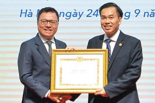 45 năm nhiếp ảnh đồng hành cùng bạn đọc