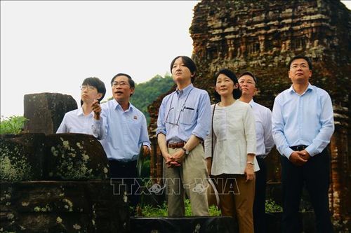 Hoàng Thái tử Nhật Bản và Công nương kết thúc các hoạt động tại Quảng Nam
