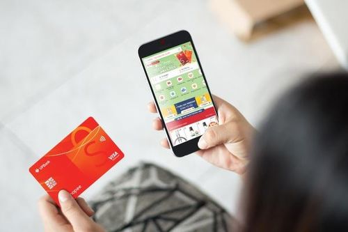 Người tiêu dùng ngày càng chuộng mua sắm trực tuyến