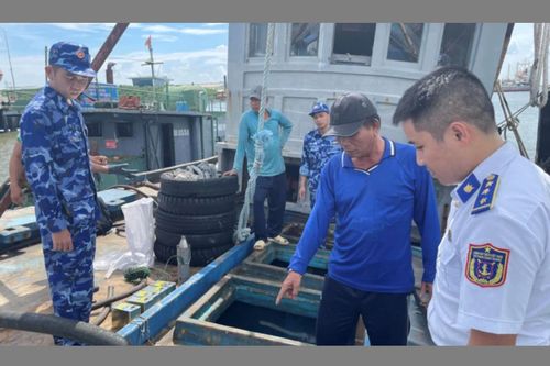 Bắt giữ 50.000 lít dầu DO không rõ nguồn gốc
