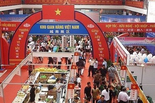Hội chợ Thương mại quốc tế Việt-Trung (Lào Cai) lần thứ 23: Thúc đẩy xuất nhập khẩu qua cửa khẩu
