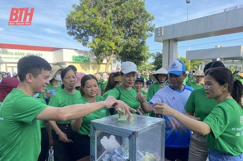 Hoằng Hóa: 'Đi bộ gây quỹ - Vì hạnh phúc trẻ thơ'
