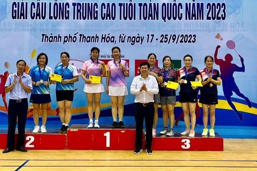 Gia Lai đạt 1 huy chương đồng Giải Cầu lông trung cao tuổi toàn quốc