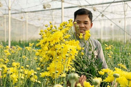 Nông Thanh Nhã - Bí thư Chi bộ nói đi đôi với làm