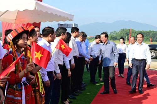 Chủ tịch nước Võ Văn Thưởng dự Lễ động thổ Dự án xây dựng Bệnh viên Đa khoa tỉnh Tuyên Quang