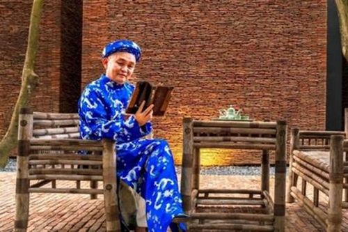 'Vua hài đất Bắc' Xuân Hinh: Ở nhà phố cổ, biệt phủ rộng thêng thang nhưng thích sống dân dã ở tuổi U70