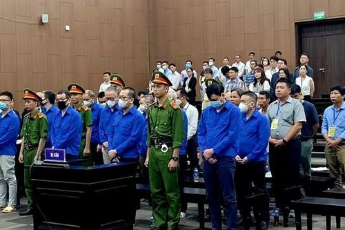 Hoãn xét xử vụ 'rút ruột' đường cao tốc