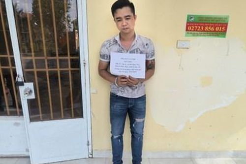Bộ đội Biên phòng tỉnh Long An bắt giữ đối tượng vận chuyển ma túy đá về Việt Nam