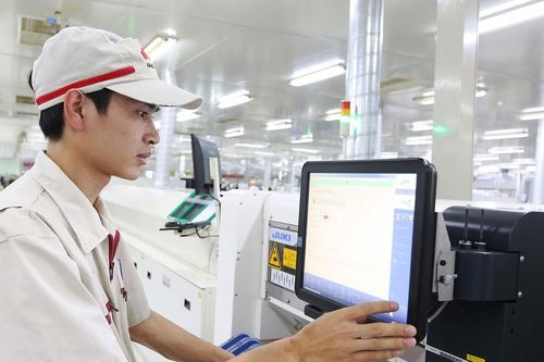 Tạo sức hút các 'đại bàng' công nghệ
