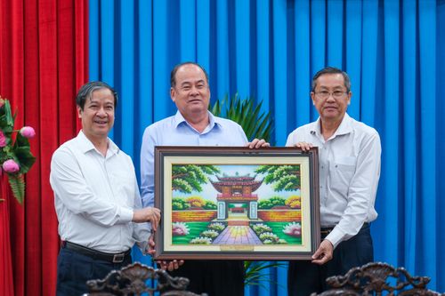 Trong điều kiện hạn hẹp nhưng An Giang đã nỗ lực đổi mới Giáo dục