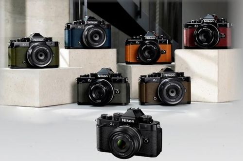 Nikon ra mắt máy ảnh không gương lật mới