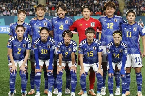 Thắng dễ Nepal 8-0, Nhật Bản giành lại ngôi đầu bảng